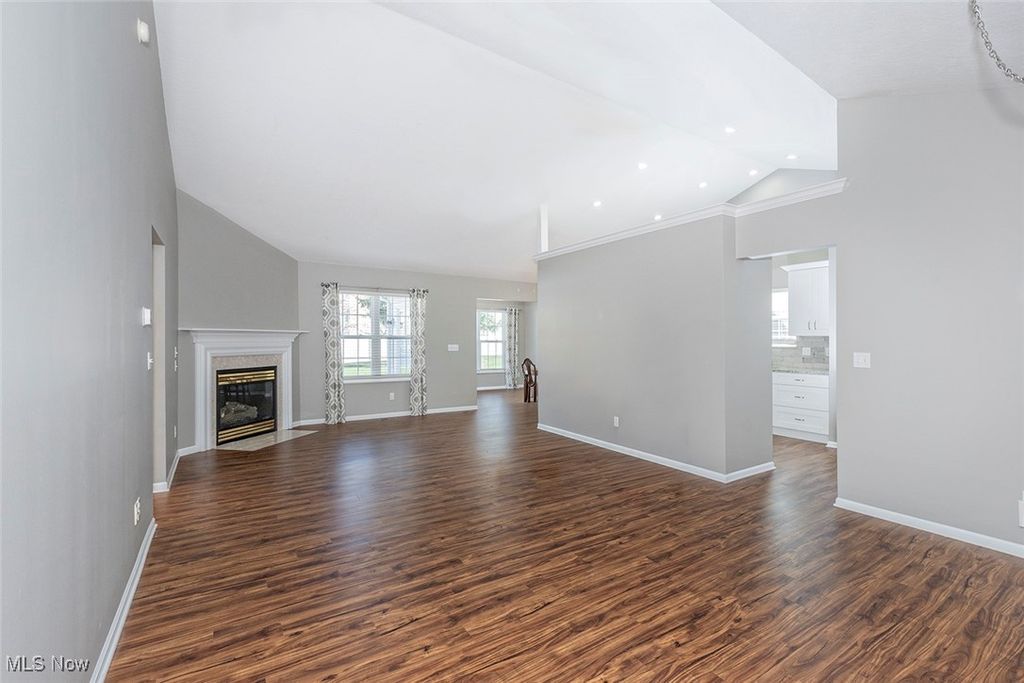 Photo of 201 Heather Lane, Eastlake, OH 44095 (MLS # 5172282)