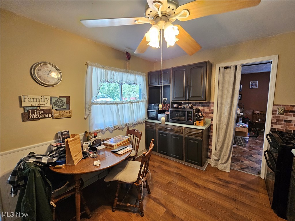 Ridgewood Park 08 - Residential