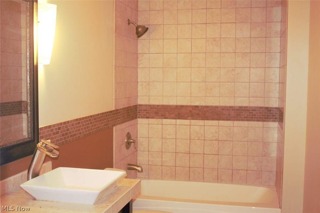 Jamestown Village - Residential