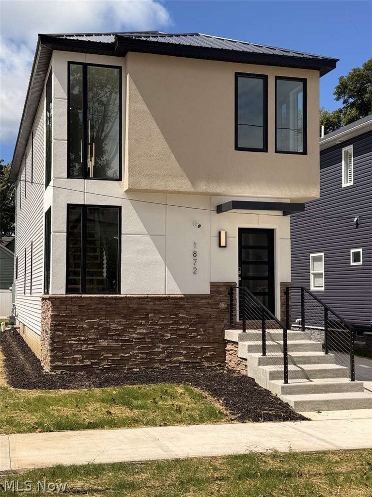 1872 W 57th Street