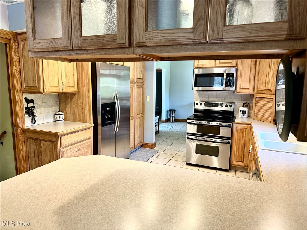 2288 Ritz Manor Drive, Uniontown, Ohio image 15