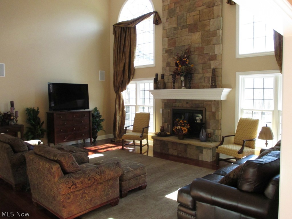 Old Taylor Woods - Residential