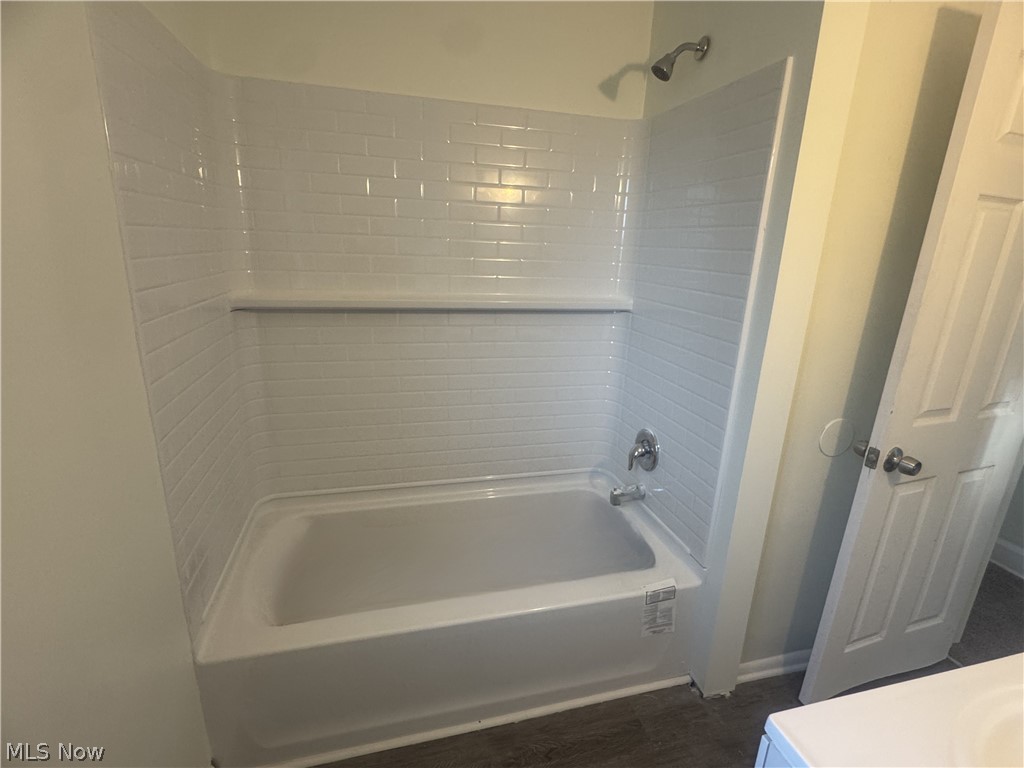 Mayfield On Belvoir Blvd - Residential Lease