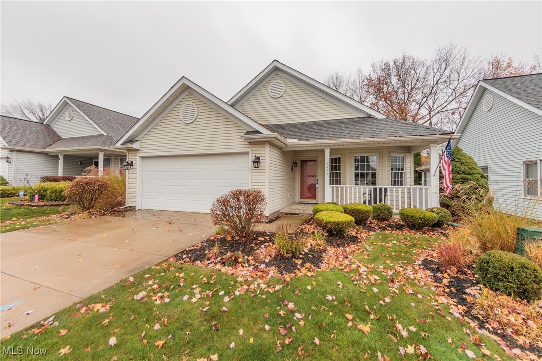 5385 Trumpeter Boulevard, North Royalton, Ohio image 1