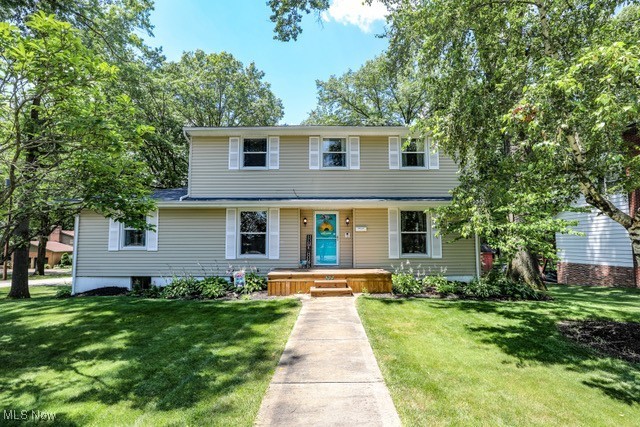 Situated on a quiet corner lot on Ravenna’s East Side is 422 Oak Manor Drive. This move-in ready home features over 2,000 sq. ft. Of living space, 3 spacious bedrooms, 1.5 bathrooms, family room with plank flooring, a formal living room with wood burning fireplace, and an eat-in kitchen with ample cabinetry and stainless appliances. Additionally, you will find a finished walk-out basement with fireplace that makes a great recreation room, a 2-car attached garage, and storage shed all situated on a .29 acre city lot. This well maintained home has had many recent upgrades and improvements including a water-proofed basement, new roof, new furnace & A/C, new hot water tank, gutter guards, carpet, paint and more!
New Listing!
Situated on a quiet corner lot on Ravenna's East Side is 422 Oak Manor Drive. This move-in ready home features over 2,000 sq. ft. Of living space, 3 spacious bedrooms, 1.5 bathrooms, family room with plank flooring, a formal living room with wood burning fireplace, and an eat-in kitchen with ample cabinetry and stainless appliances. Additionally, you will find a finished walk-out basement with fireplace that makes a great recreation room, a 2-car attached garage, and storage shed all situated on a .29 acre city lot. This well maintained home has had many recent upgrades and improvements including a water-proofed basement, new roof, new furnace & A/C, new hot water tank, gutter guards, carpet, paint and more! Minutes to Downtown Ravenna, Downtown Kent, Kent State University, NEOMED, and all major highways. Schedule your showing before you miss out on this beautiful home!