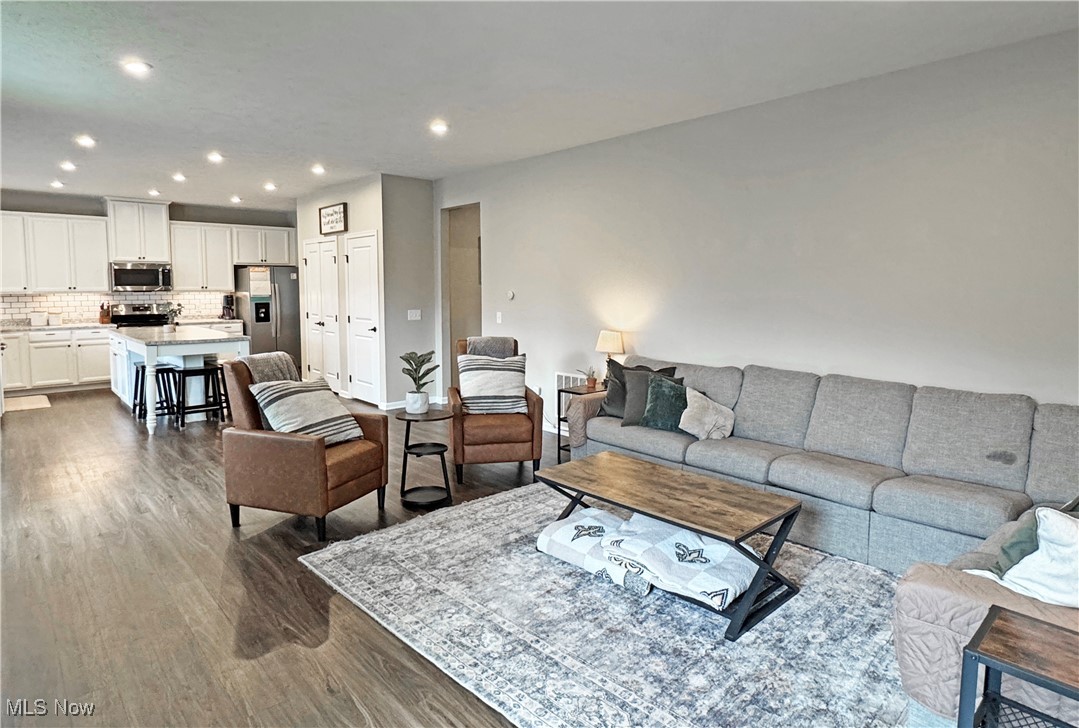 Glendale Village 3 - Residential