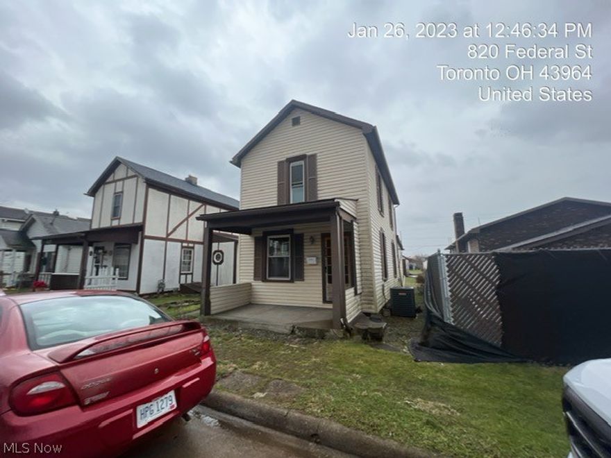 This Property qualifies for the "First Look Initiative" till 3/10/2023. 
Nice conventional home featuring 2 bedrooms and 1 full bath. Enjoy new flooring and other recent updates. Call today to see how you might qualify for $10,000 in down payment assistance. This ongoing initiative offers owner occupant homebuyers the ability to purchase this home during the initial days of listing without competition from investors. The purchaser does not need to be a first-time homebuyer to be eligible provided, however, that they are buying the home as their primary residence.