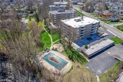 Cliff Towers Condo - Residential