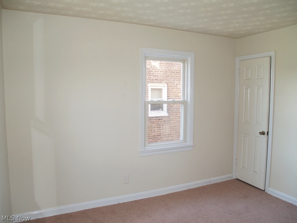 Waid & Duffys Center Hwy - Residential Lease