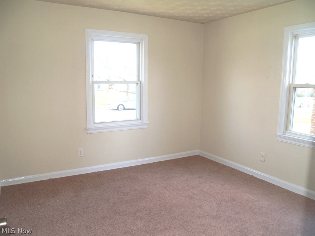 Waid & Duffys Center Hwy - Residential Lease