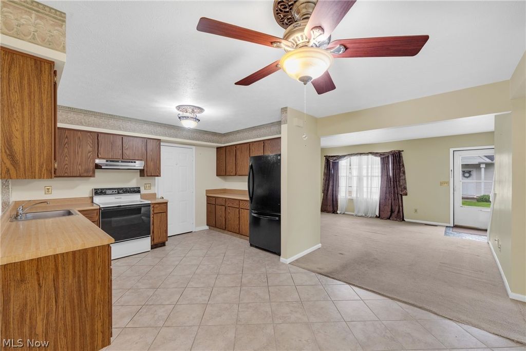Photo of 7246 Scottsdale Circle, Mentor, OH 44060 (MLS # 5205635)