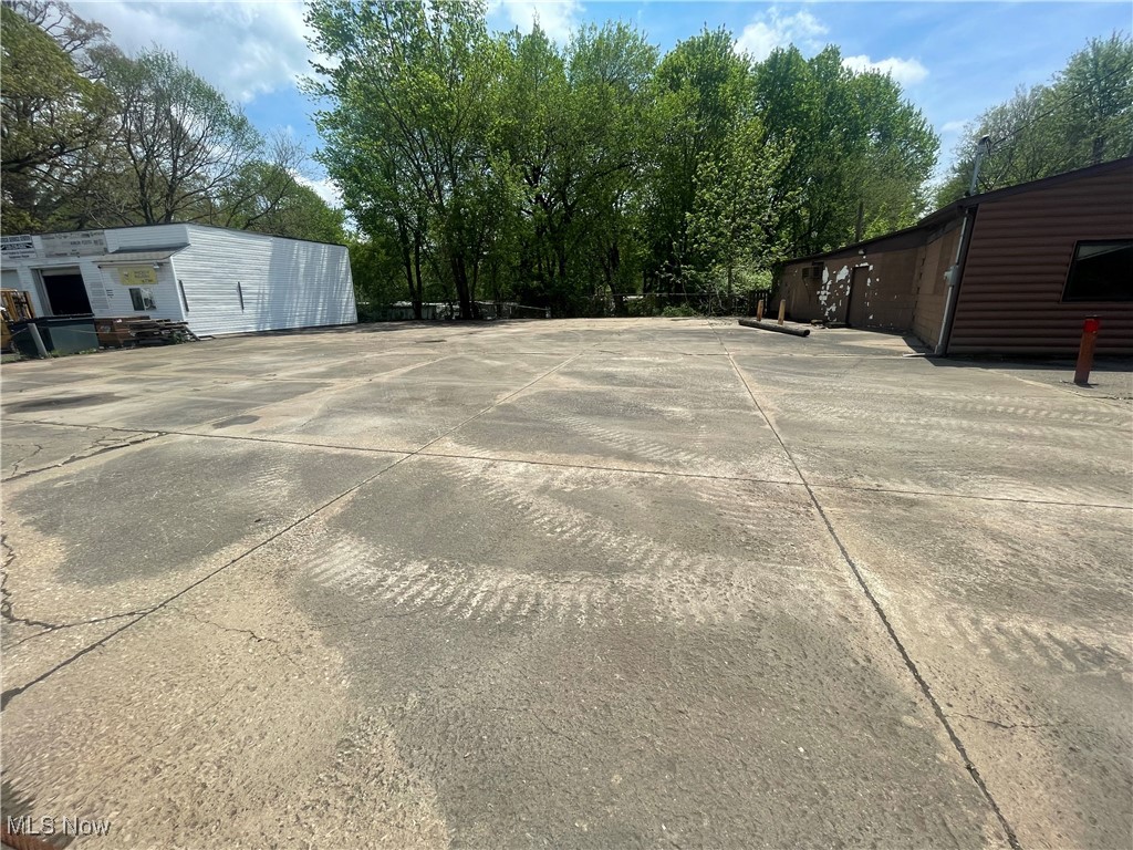 Emma Van Horn Pontius Allotmen - Commercial Sale