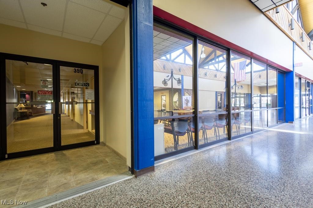 Reeves Eighth Add - Commercial Lease