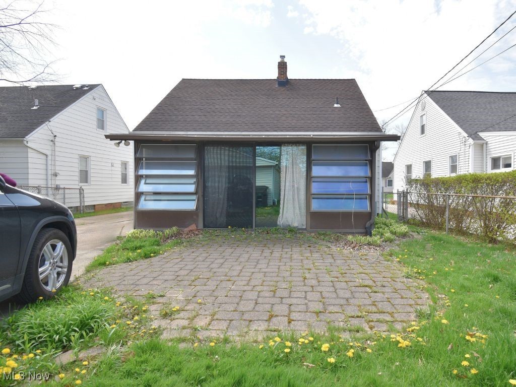 12709 Oakview Boulevard, Garfield Heights, Ohio image 27