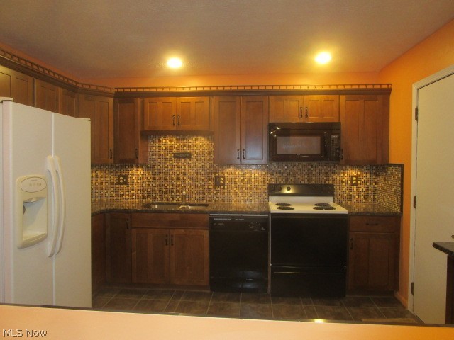 Pickett Lane Condo Ph 03 - Residential