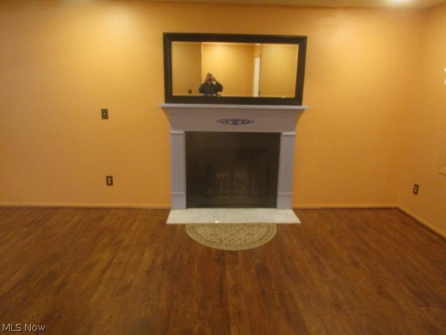 Pickett Lane Condo Ph 03 - Residential