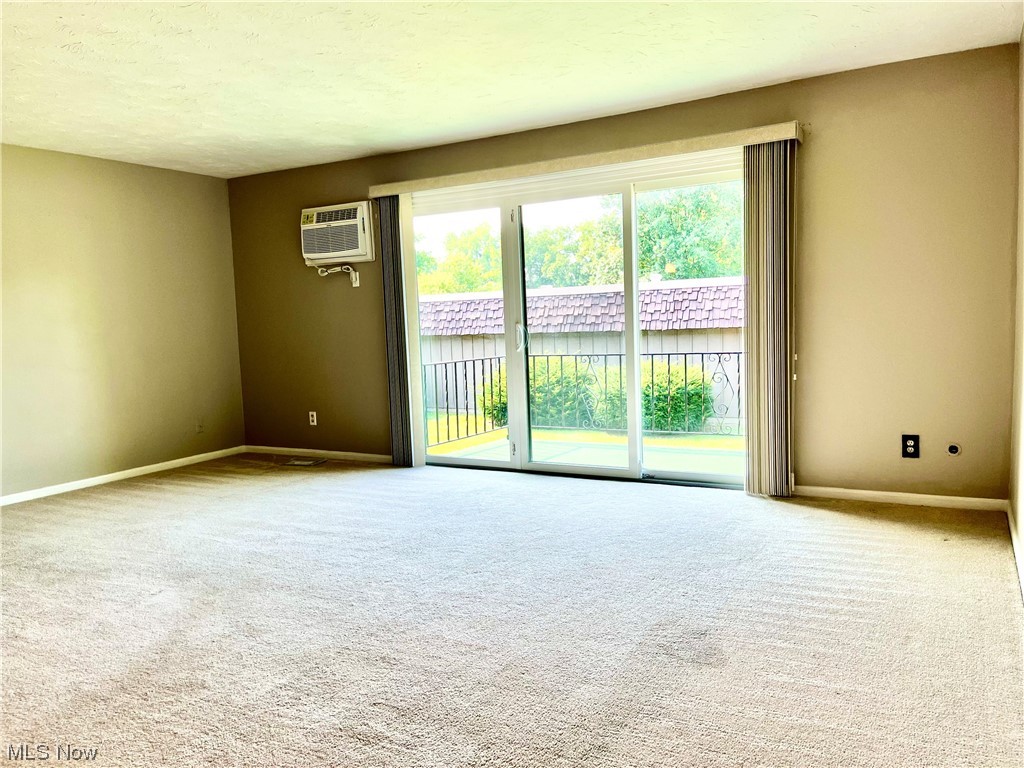 Stony Rdg Hill Condo - Residential