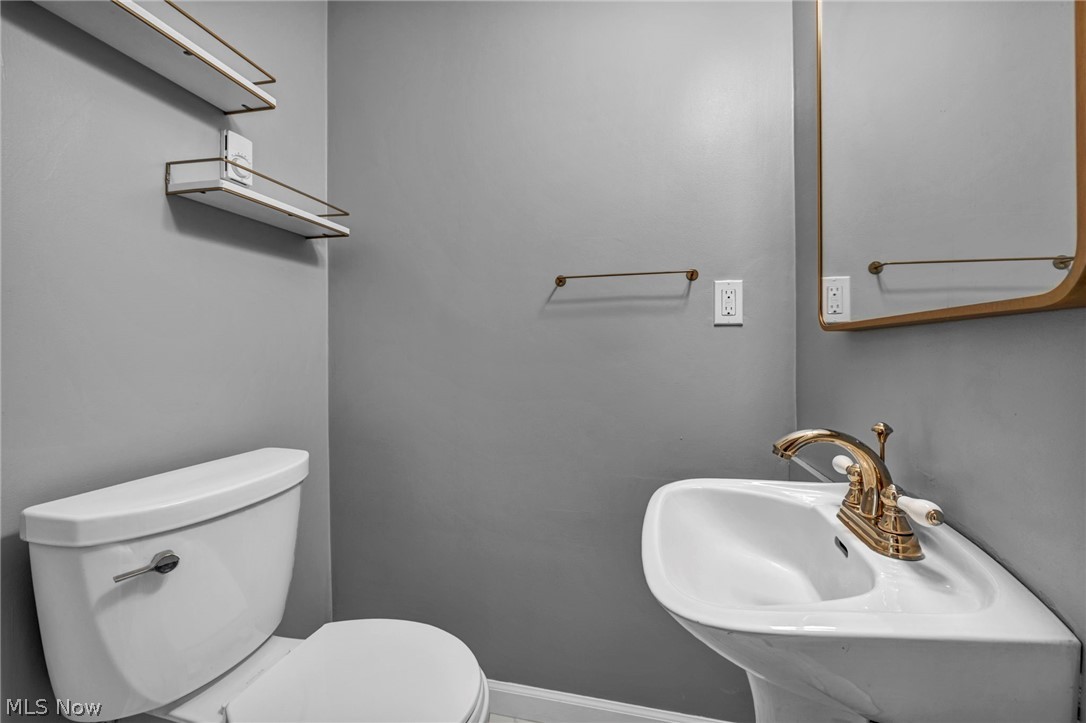 Meadowlawn Condo - Residential