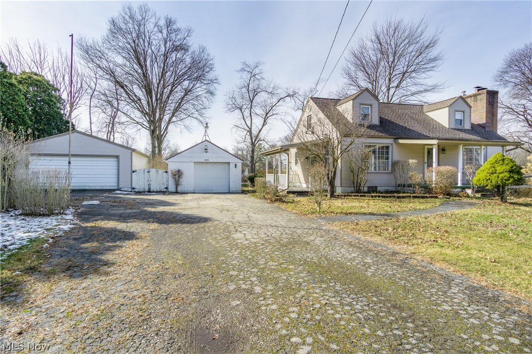 Come check out this Beautiful Cape Cod home that was well maintained over the years! This house is over 1400 sq ft on a nice sized corner lot. 3 Bedrooms, Master on the main floor with a walk in closet. 2 Bedrooms upstairs that are large with nice closet space in each. Upstairs has blown insulation. The kitchen offers plenty of space and has ample amount of cabinet space with appliances. Cove ceiling in the living room with a white brick fireplace. Dining Room off the kitchen. Beautiful hard wood floors throughout under pink carpet. Basement has been waterproofed and offers another fireplace, tons of space for storage or another area to finish and a room that has a vanity and shower but no toilet, enough space to add one. Glass block windows with vents. Vinyl Siding. Newer Architectural Shingled Roof. New water softener. 100 amp service. Hubbard School District. This is the perfect house to make it your own! Spacious throughout!! Call and get a scheduled appointment before its too late