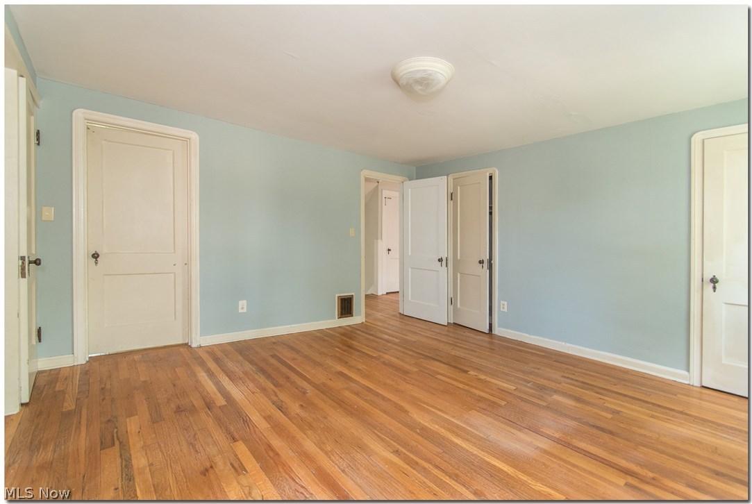 Acreage - Residential Lease