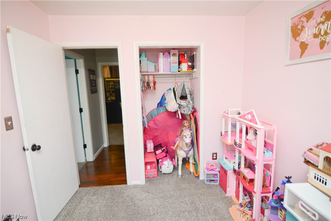 Poland Village - Residential