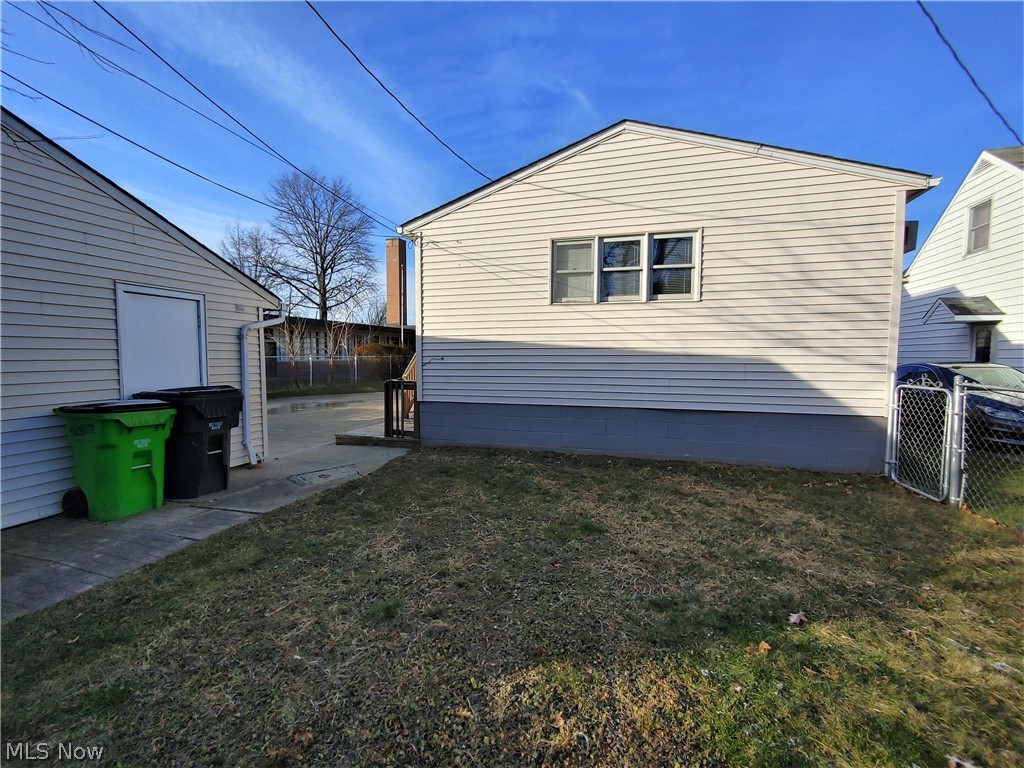 East Shore Blvd - Residential