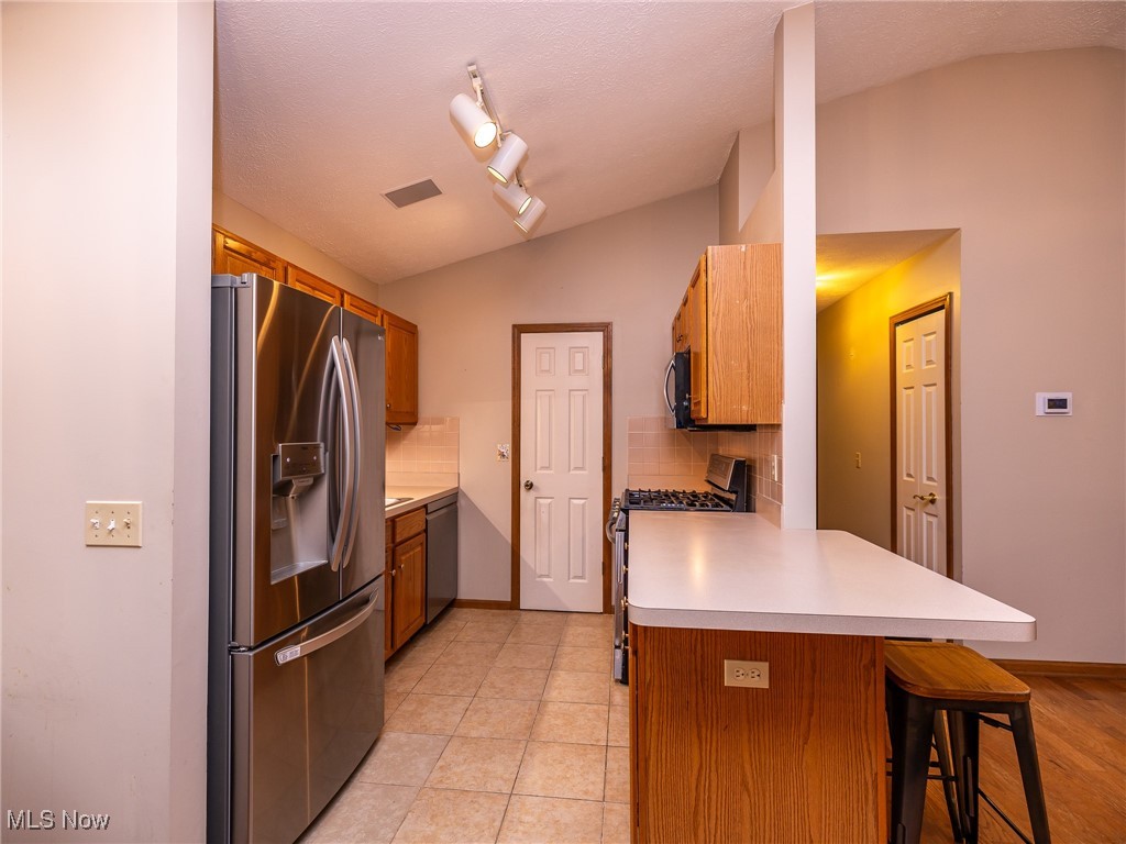 Devonshire Meadows Condo - Residential
