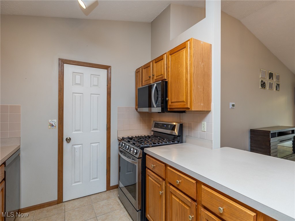 Devonshire Meadows Condo - Residential
