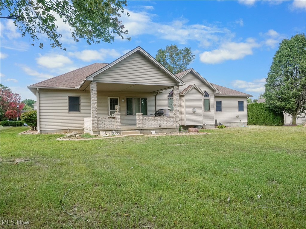 8707 Fairweather Trail, Poland, Ohio image 43