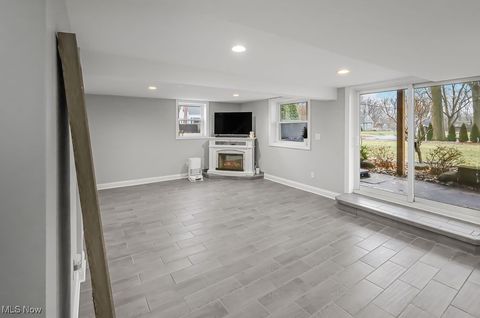 Tiny photo for 1716 Grant Avenue, Cuyahoga Falls, OH 44223 (MLS # 5179517)