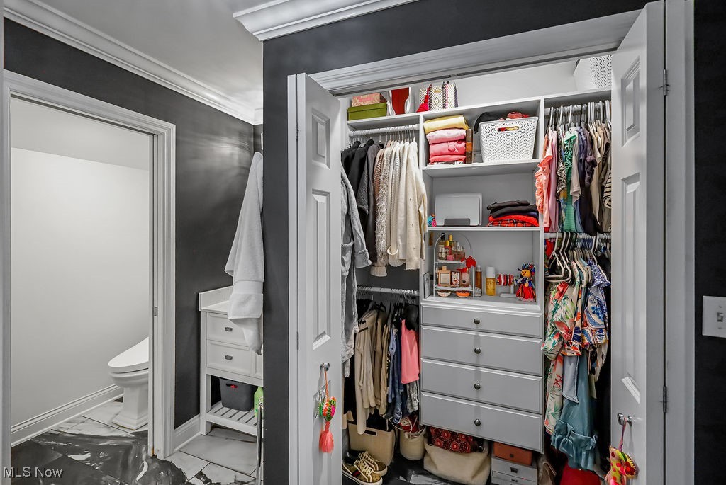 Gorge Falls - Residential