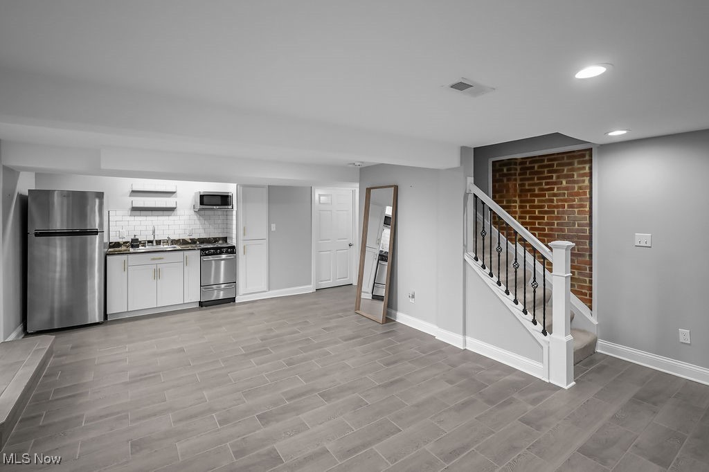 Gorge Falls - Residential