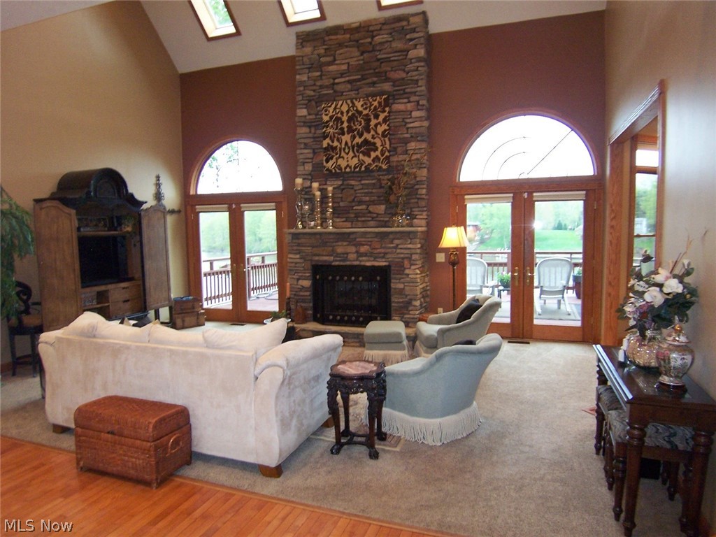 Roaming Rock - Residential