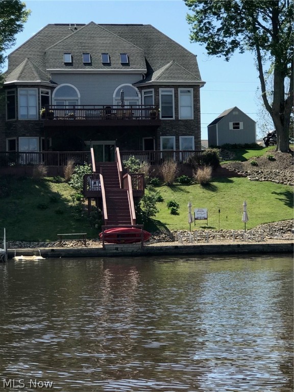 Roaming Rock - Residential