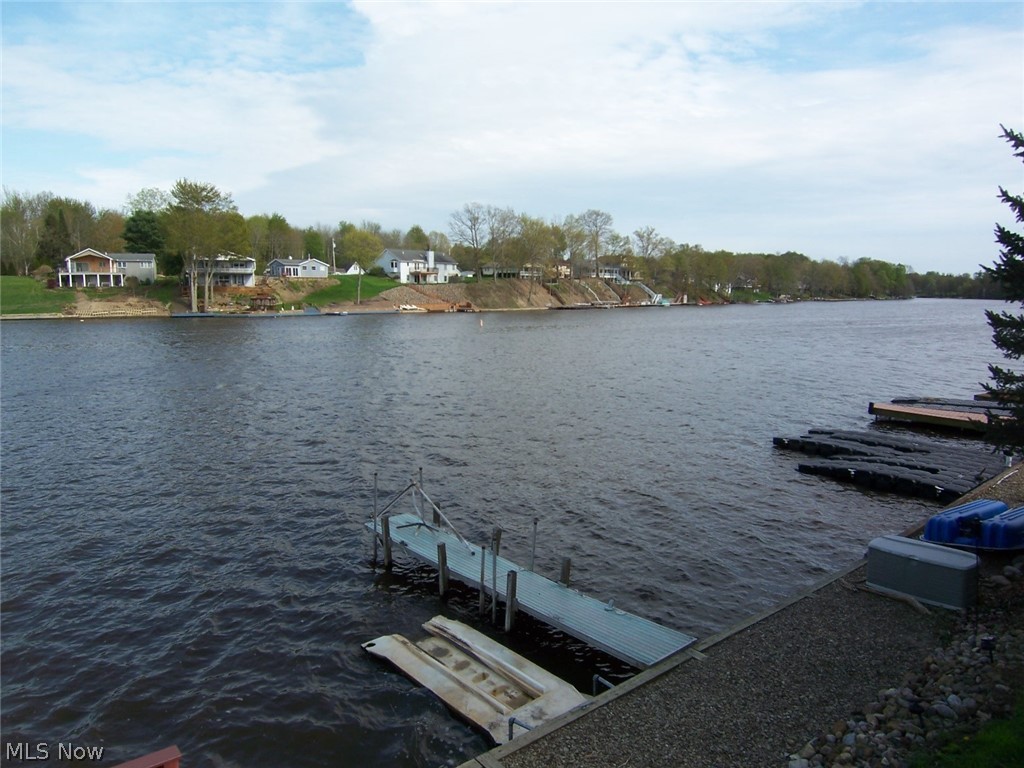 Roaming Rock - Residential