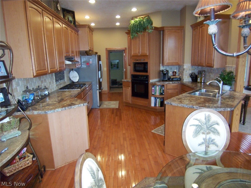 Roaming Rock - Residential