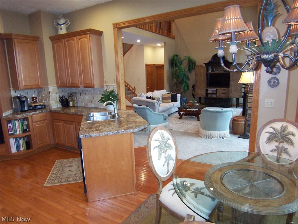 Roaming Rock - Residential