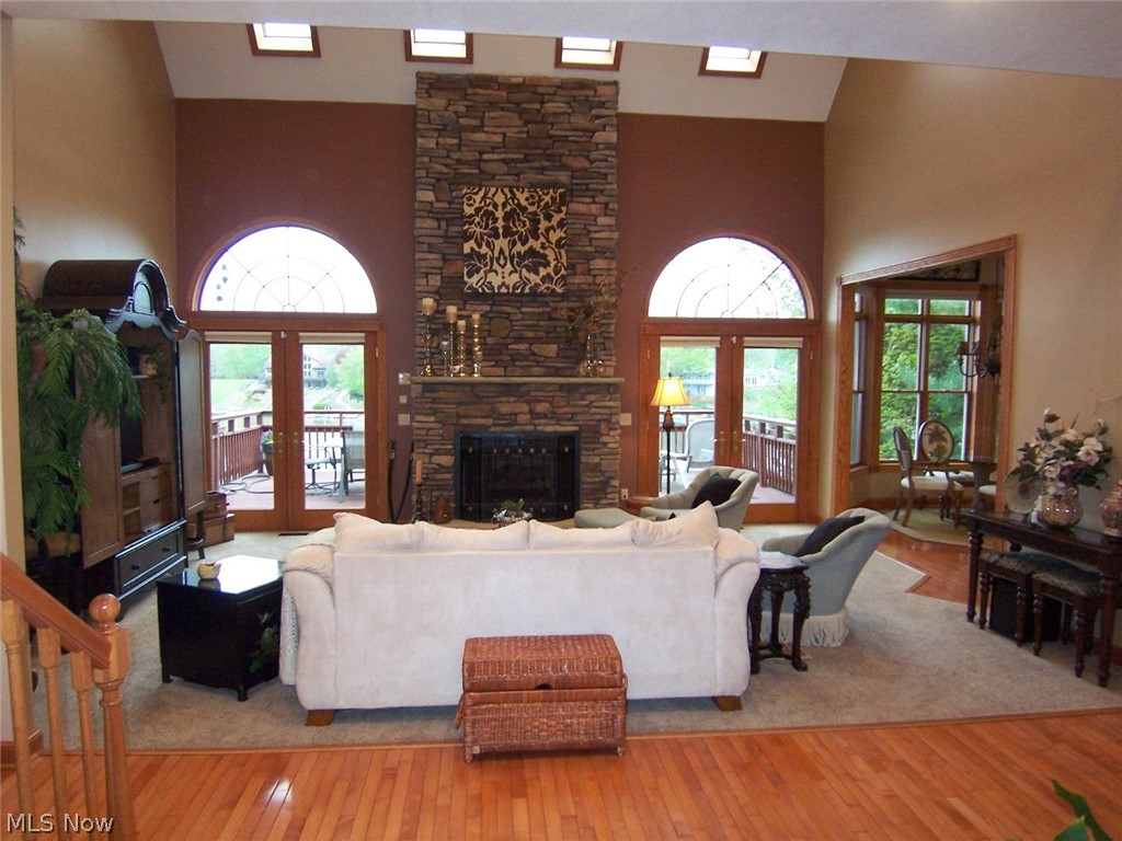 Roaming Rock - Residential