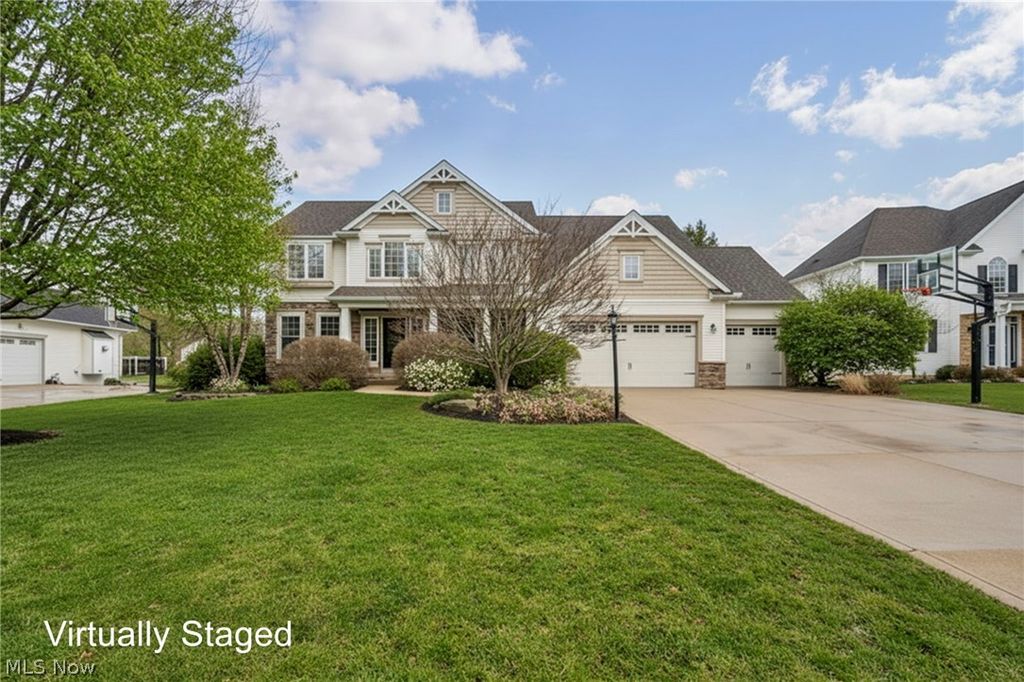 Photo of 5551 Brook Run Drive, Medina, OH 44256 (MLS # 5189490)