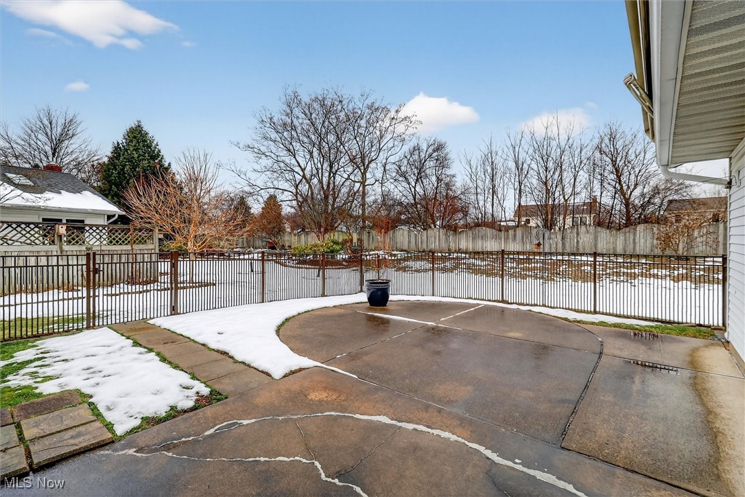 Waterford Land Condo - Residential