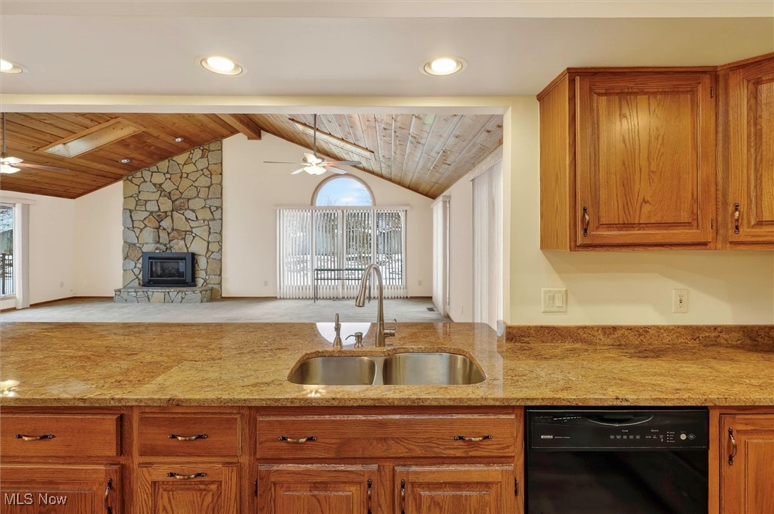 Waterford Land Condo - Residential