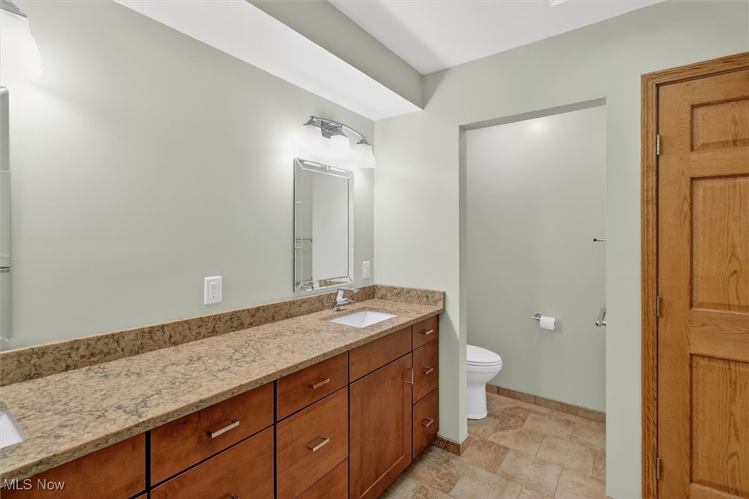 Waterford Land Condo - Residential