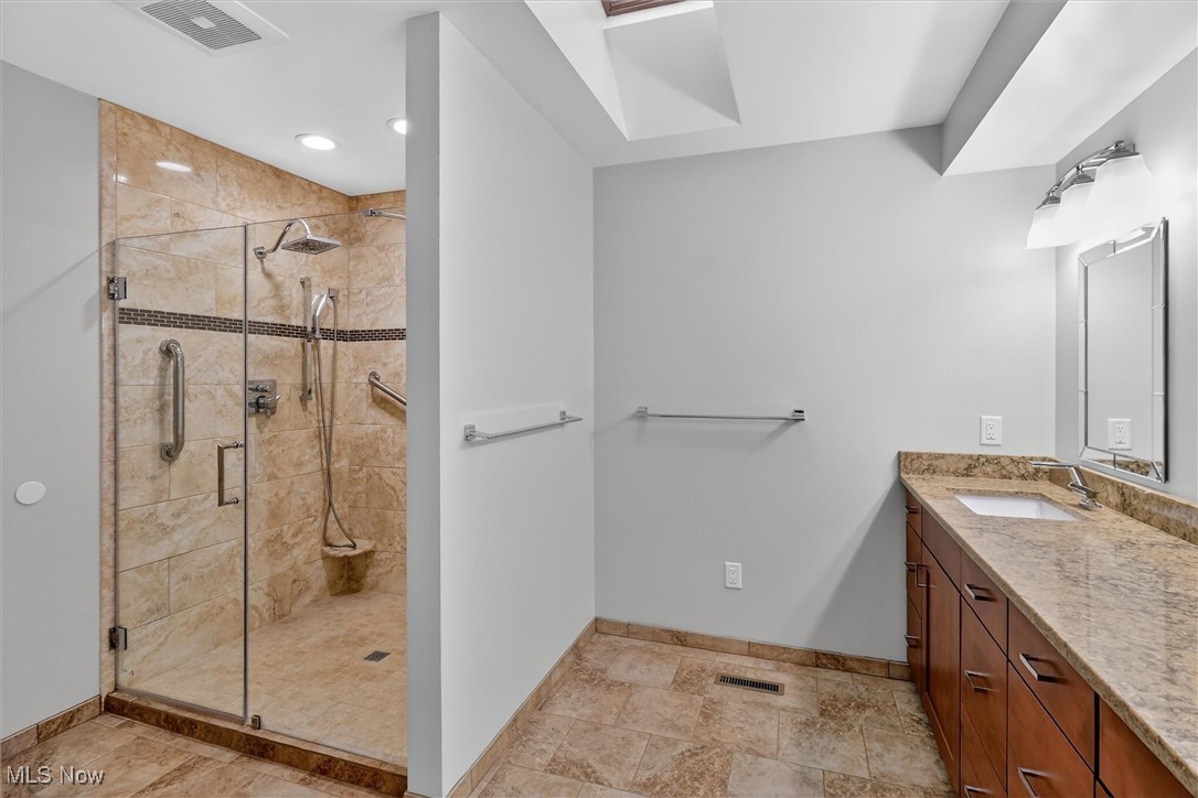 Waterford Land Condo - Residential