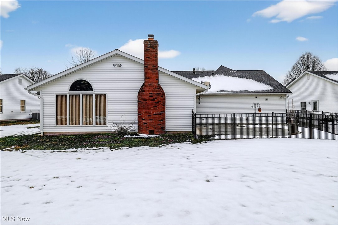 Waterford Land Condo - Residential