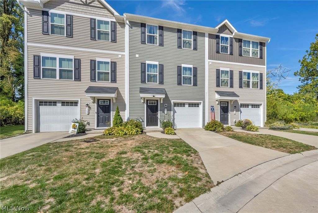 Photo of 698 Pine Spring Drive, Painesville Township, OH 44077 (MLS # 5186990)