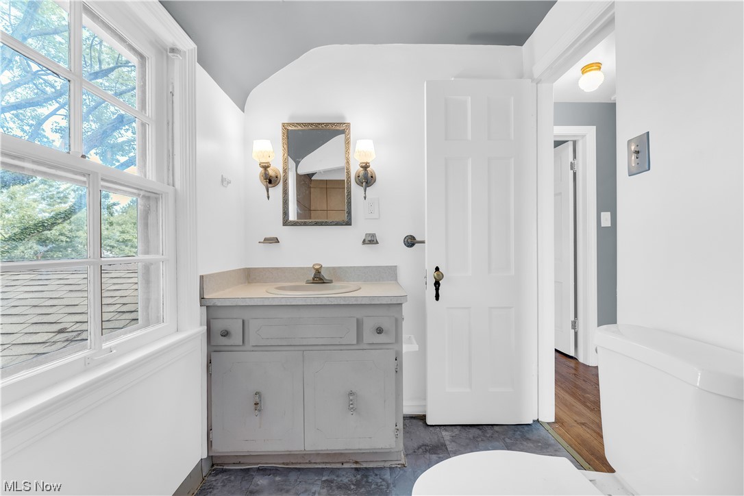 Knight-Norris-Gibbs Cos Mayfi - Residential Lease