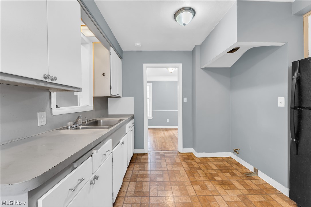 Knight-Norris-Gibbs Cos Mayfi - Residential Lease