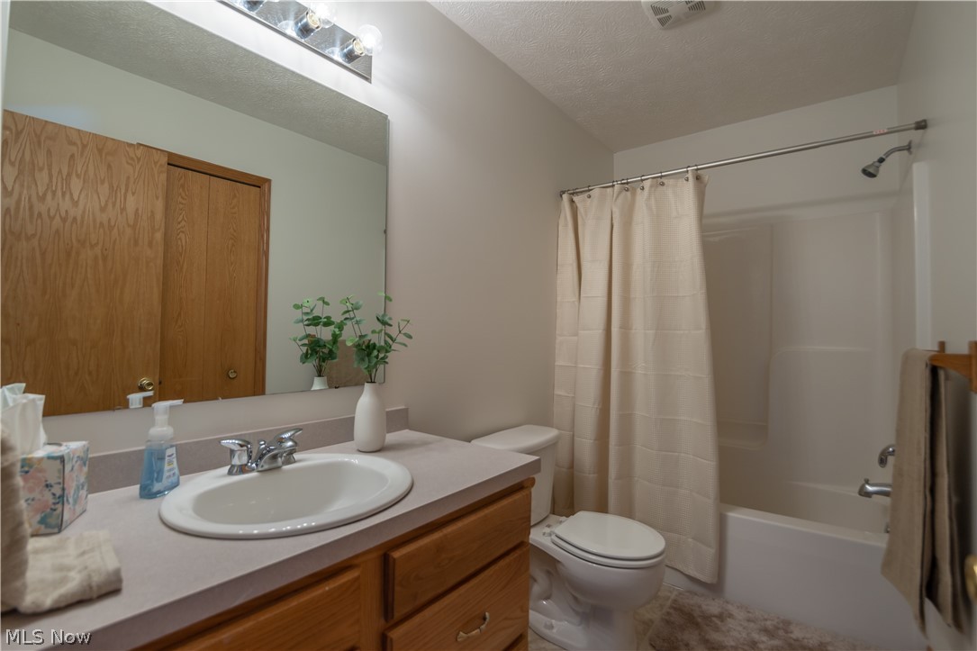 New Milford Estate - Residential