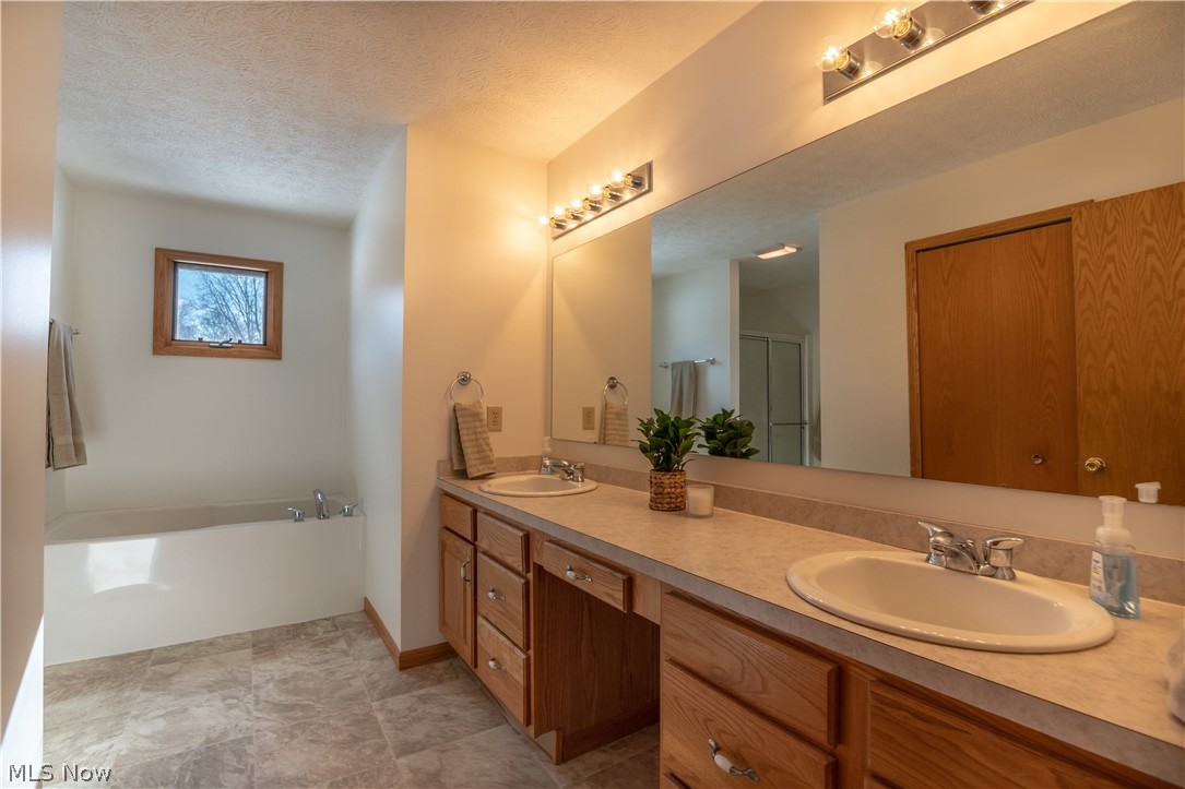 New Milford Estate - Residential