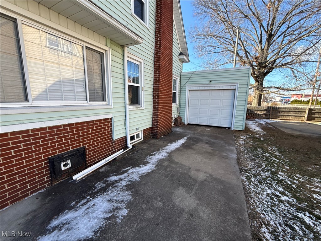 City/New Philadelphia - Residential Lease